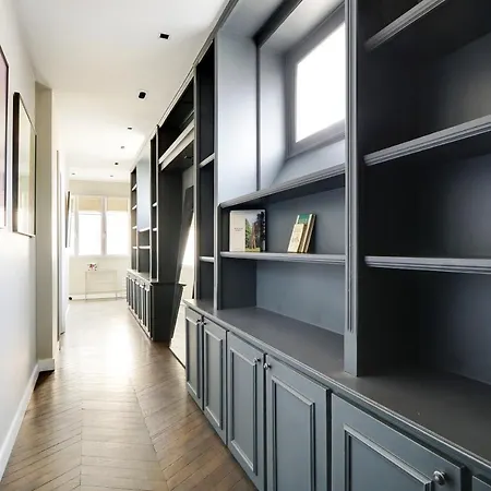 Apartment Pick A Flat's In Montaigne - Cour 1er