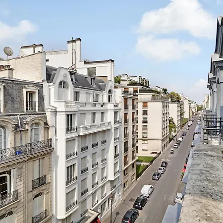 Pick A Flat's In Montaigne - Cour 1er Apartment Paris